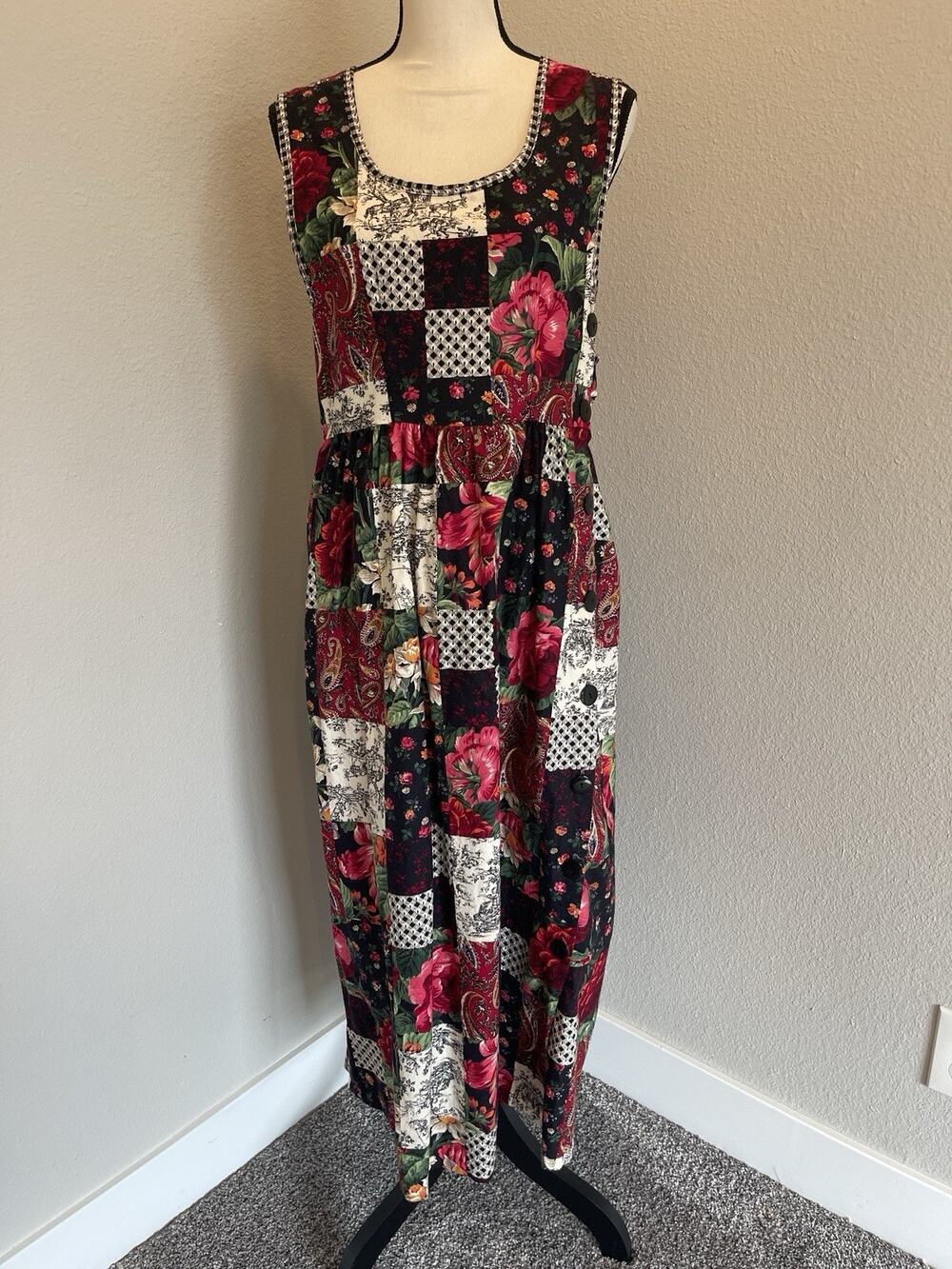 Vintage Storybook Heirlooms Large Patchwork Floral Jumper Dress Cottage Button